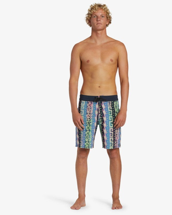 Billabong Men's Sundays Pro 19" Board Shorts Swim Swimming Costume BNWT